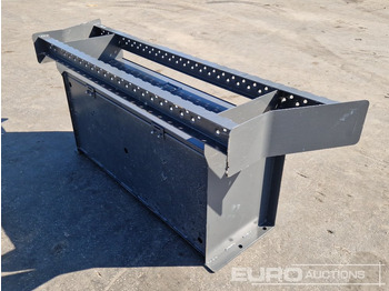 قطع الغيار - حفارة Storage Container with Steps to suit Wheeled Excavator: صور 3