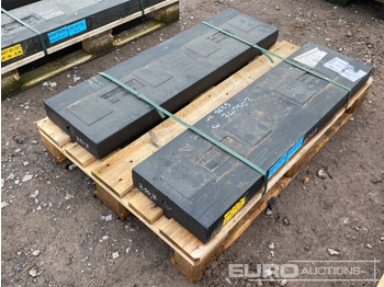 معدات البناء TEREX