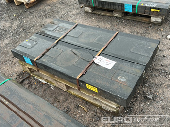 معدات البناء TEREX