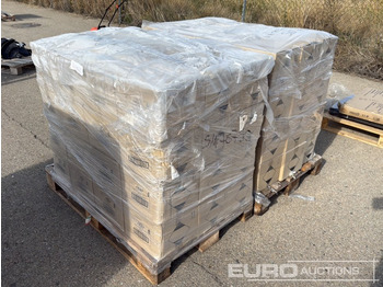 معدات البناء