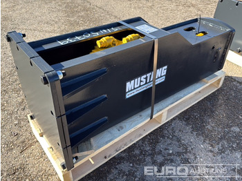 مطرقة هيدروليكية MUSTANG