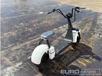 دراجة بخارية Unused City coco Electric Scooter Max Speed 40km/h, Autonomy 45km / Scooter Eléctrico: صور 5