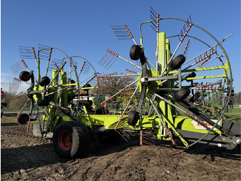 لمّامَة القش CLAAS Liner