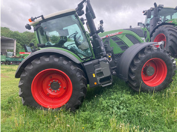 جرار FENDT 724 Vario