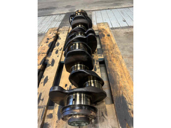 المحرك و قطع الغيار VOLVO