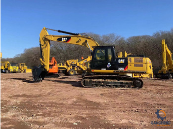 حفارة CATERPILLAR 325D