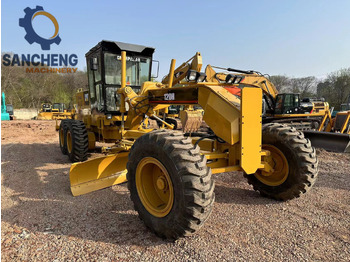 آلة تسوية الأرض CATERPILLAR 120H: صور 2
