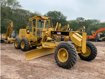 آلة تسوية الأرض CATERPILLAR 140G
