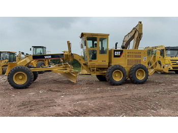 آلة تسوية الأرض CATERPILLAR 140H motor grader: صور 4