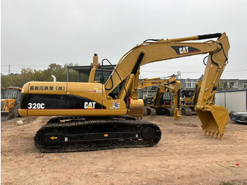 حفارات زحافة CATERPILLAR 320CL