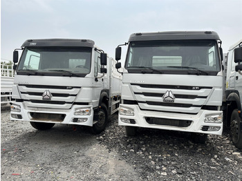 شاحنة نقل المواشي شاحنة SINOTRUK HOWO
