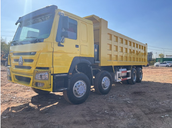 قلابات لنقل السيلاج SINOTRUK HOWO 371 Dump Truck 8x4: صور 5