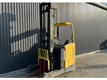 شاحنة مناولة HYSTER