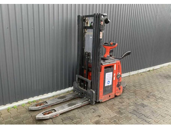 معدات تكديس LINDE