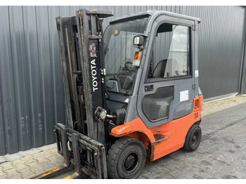رافعة شوكية ديزل TOYOTA FDF 15