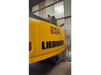 حفارة LIEBHERR R 934