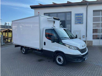 تأجير Iveco 35S14 A8 CNG Koffer *3-Sitze*Klima*Automatik* Iveco 35S14 A8 CNG Koffer *3-Sitze*Klima*Automatik*: صور 2 تأجير Iveco 35S14 A8 CNG Koffer *3-Sitze*Klima*Automatik* Iveco 35S14 A8 CNG Koffer *3-Sitze*Klima*Automatik*: صور 2