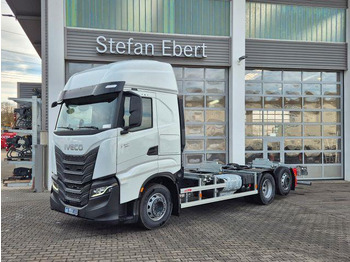 الشاسيه شاحنة IVECO S-WAY