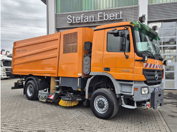 سياره كنس شوارع Mercedes-Benz Actros 2032 A 4x4 Bucher STKF 9500 Airport 30x: صور 4