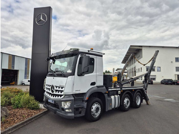 قلابات MERCEDES-BENZ Arocs 2643