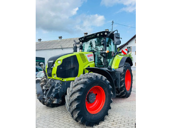 جرار CLAAS Axion 810