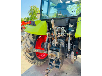 جرار Claas Axos 330: صور 4