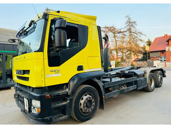 شاحنة ذات الخطاف IVECO Stralis