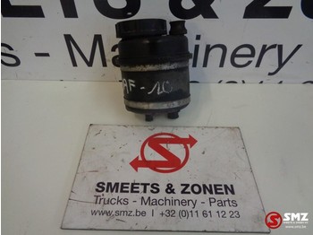 قيادة السيارة DAF