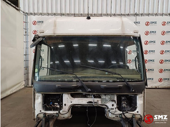 الكابينة والداخلية MERCEDES-BENZ