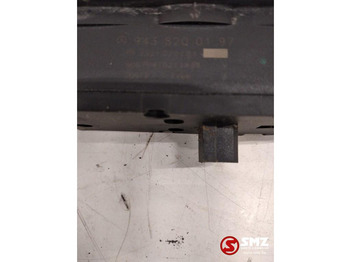 النظام الكهربائي - شاحنة Mercedes-Benz Occ deurbedieningspaneel passagierszijde Mercedes: صور 2