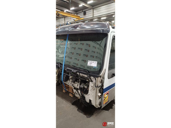 الكابينة والداخلية RENAULT Premium