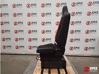 الكابينة والداخلية - شاحنة Renault Occ passagiersstoel Renault: صور 3 الكابينة والداخلية - شاحنة Renault Occ passagiersstoel Renault: صور 3