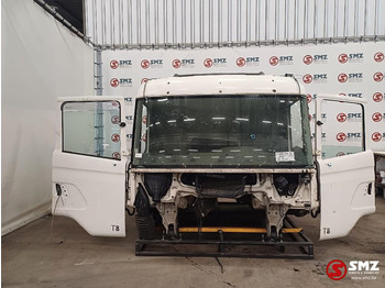 الكابينة والداخلية SCANIA