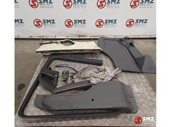 باب و قطع الغيار - شاحنة Scania Occ deur rechts + binnenbekleding 4 Serie Torpedo: صور 3