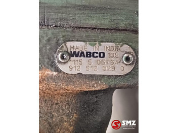 المحرك و قطع الغيار - شاحنة Volvo Occ luchtcompressor D13 Volvo: صور 5