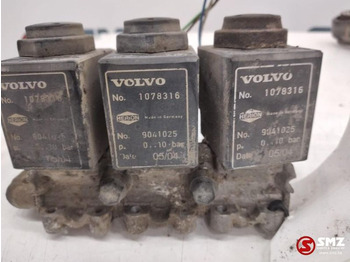 قطع الغيار - شاحنة Volvo Occ set 3 magneetventielen Volvo FM 1078316: صور 3