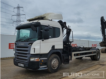 شاحنة ذات الخطاف SCANIA P 230