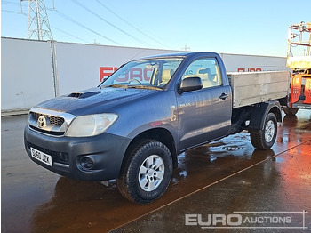 شاحنة البيك أب TOYOTA Hilux