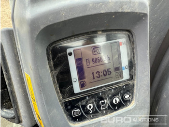 حفارة مصغرة 2015 Kubota KX080-4: صور 5 حفارة مصغرة 2015 Kubota KX080-4: صور 5