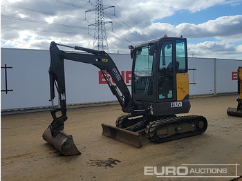 حفارة مصغرة VOLVO ECR25D