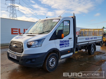الشاحنات الصغيرة المسطحة FORD Transit
