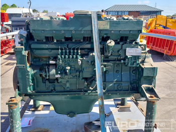 المحرك Komatsu 6 Cylinder Engine: صور 2