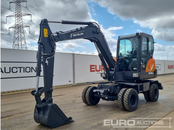 حفارة على عجلات DEVELON