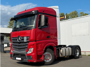 شاحنة جرار MERCEDES-BENZ Actros 1846