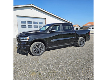شاحنة البيك أب DODGE