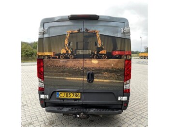 فان Iveco 35-120 HI Matic: صور 5 فان Iveco 35-120 HI Matic: صور 5