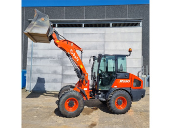 اللودر بعجل Kubota RO90: صور 1