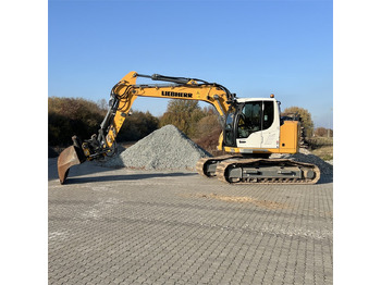 حفارات زحافة LIEBHERR R 914