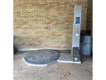 الأدوات والمعدات