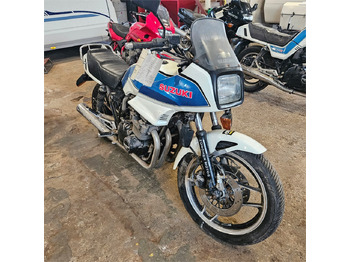دراجة بخارية SUZUKI